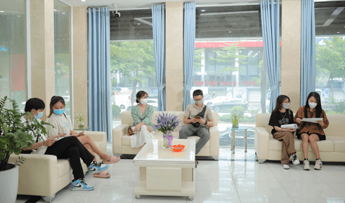 Hệ thống cơ sở hạ tầng được xây dựng khang trang, tiện nghi tạo cảm giác thoải mái, gần gũi cho bệnh nhân